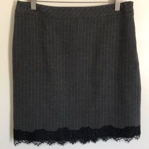 Herringbone skirt with lace hem